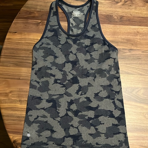 Athleta Speedlight tank, size Medium. Blue camouflage print. - Picture 1 of 4